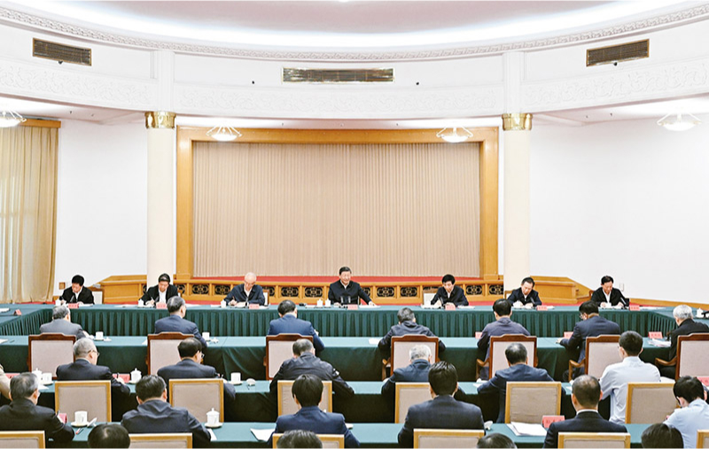 　2024年5月23日下午，中共中央總書記、國家主席、中央軍委主席習近平在山東省濟南市主持召開企業(yè)和專家座談會并發(fā)表重要講話。 新華社記者 謝環(huán)馳/攝
